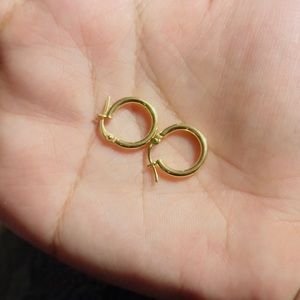 Loop earring 18k